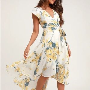 Lulu’s French Countryside White and Yellow Floral